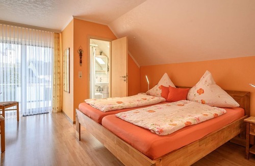 Neunkirchen Bed & Breakfast | Comfortable Double Room at Pension Jehnen in Eifelsteig