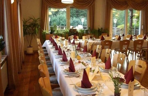 Lindenfels Hotel | Relaxing Double Room with Balcony at Odenwald Star Hotel
