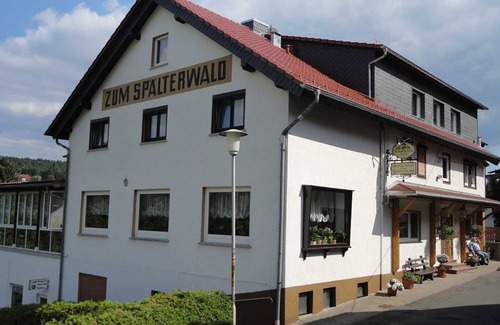 Beerfelden Cottage | Guest Rated 10/10: Double Room at Gasthaus Zum Pälterwald