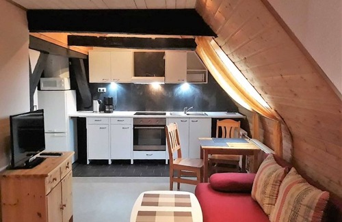 Hann. Muenden Apartment | Cozy Double Room with Kitchen at Pension Altes Haus