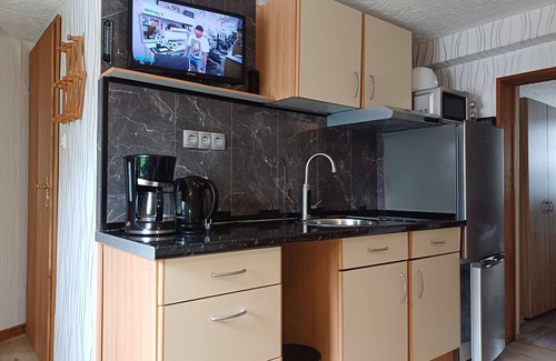 Hann. Muenden Apartment | Cozy Double Room with Kitchen at Pension Altes Haus