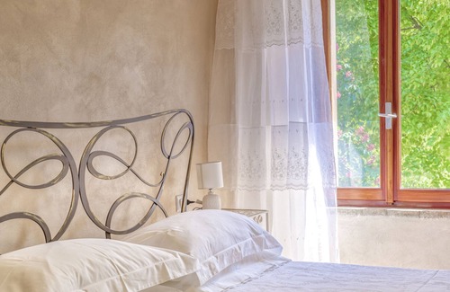 Campagnolo Other | Cozy Farmhouse in the Scenic Moraine Hills with Breakfast