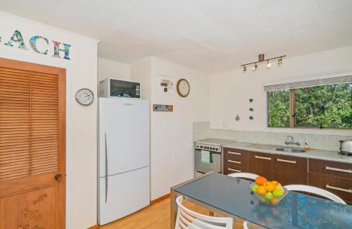Opito Bay House | Relax at Opito Bay Holiday Home - Ideal for Families