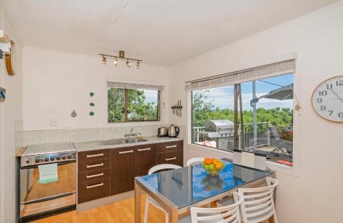 Opito Bay House | Relax at Opito Bay Holiday Home - Ideal for Families