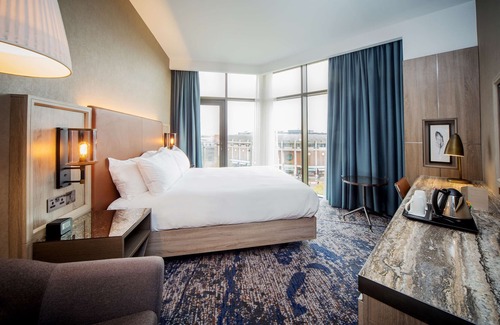 Canbury Hotel | Discover DoubleTree by Hilton in Kingston Upon Thames