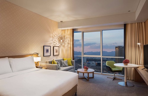 Al-Fujairah Hotel | Relaxing Retreat at Doubletree By Hilton Fujairah City