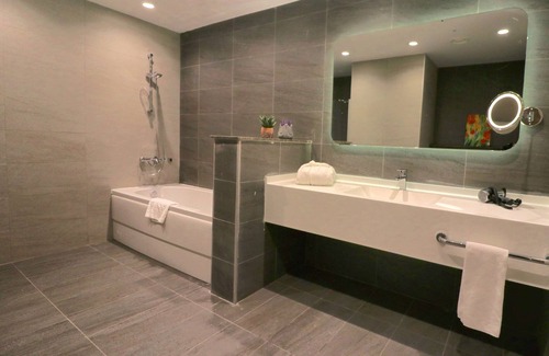Ankara Hotel | Discover Comfort at Doubletree by Hilton Ankara Incek