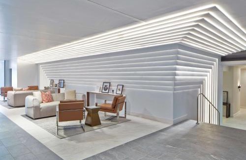 North Brookhaven Hotel | Pet-Friendly Retreat at Doubletree By Hilton Dunwoody