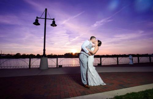Bay City Hotel | Experience DoubleTree by Hilton Bay City - Riverfront Stay