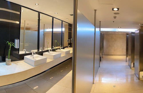 Bogota Hotel | Delightful DoubleTree by Hilton Bogota with Spa & Dining
