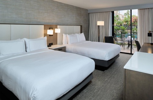 Buena Park Hotel | Discover DoubleTree by Hilton Buena Park: Family-Friendly Retreat