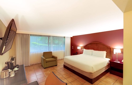 Ciudad Cariari Hotel | Explore DoubleTree by Hilton Cariari in San Jose, Costa Rica