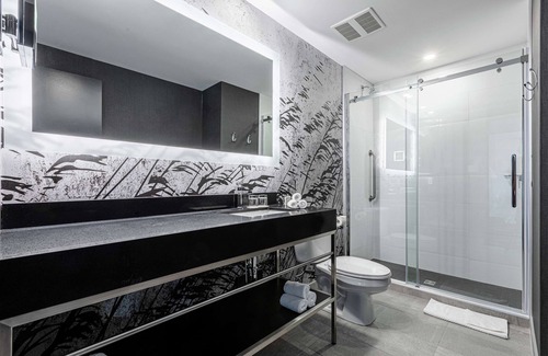 Quartier 4-2 Resort | Delightful DoubleTree by Hilton Quebec Resort Awaits You
