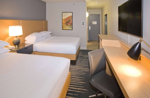 Chico Hotel | Relax at DoubleTree by Hilton Chico: 4-Star Comfort & Amenities