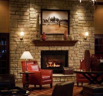 Mount Saint Joseph Hotel | Discover DoubleTree by Hilton Cincinnati Airport's Amenities