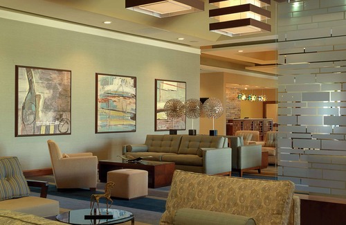 Collinsville Hotel | Relax at DoubleTree by Hilton Collinsville - St. Louis