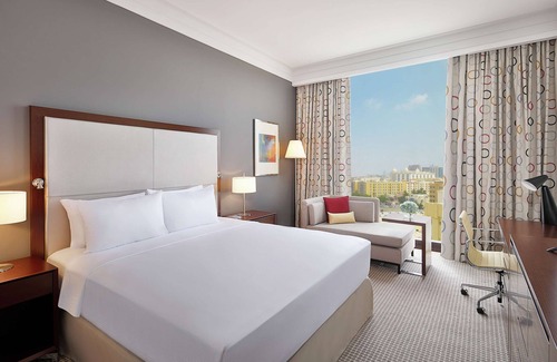 Al Sadd Hotel | Experience Comfort at DoubleTree by Hilton Doha - Al Sadd