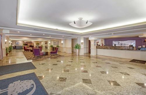Downtown Wilmington Hotel | Discover Comfort at DoubleTree by Hilton Wilmington Downtown