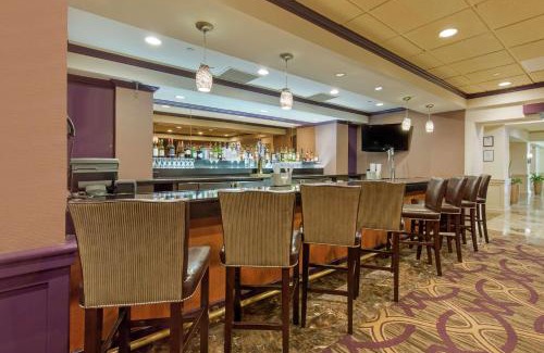 Downtown Wilmington Hotel | Discover Comfort at DoubleTree by Hilton Wilmington Downtown