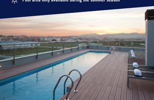 Eixample Hotel | Enjoy a Pet-Friendly Stay at DoubleTree by Hilton Girona