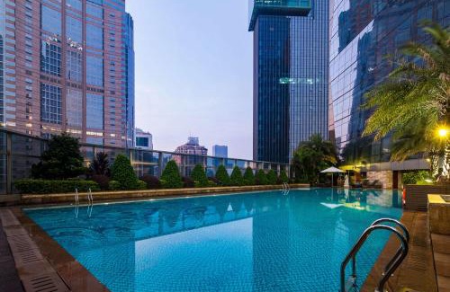 Yuexiu Hotel | Experience DoubleTree by Hilton Guangzhou with Shuttle Service