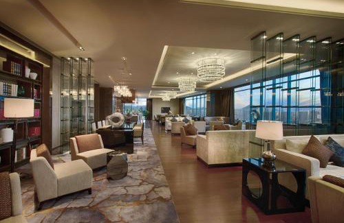 Yuancheng District Hotel | Relax at DoubleTree by Hilton Heyuan with Ocean Views