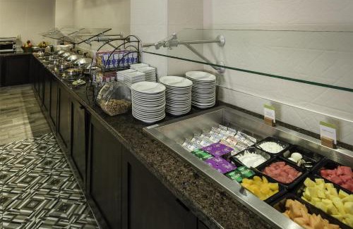 Talleyville Hotel | Inviting DoubleTree by Hilton Wilmington with Family-Friendly Amenities
