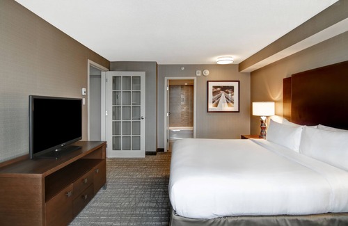 Jasper Place Hotel | Discover DoubleTree by Hilton West Edmonton: Rated 8.8/10