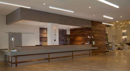 Dallas Hotel | Stylish DoubleTree by Hilton Dallas - Love Field Awaits You