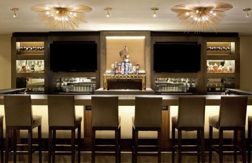 Dallas Hotel | Explore DoubleTree by Hilton Dallas Campbell Centre