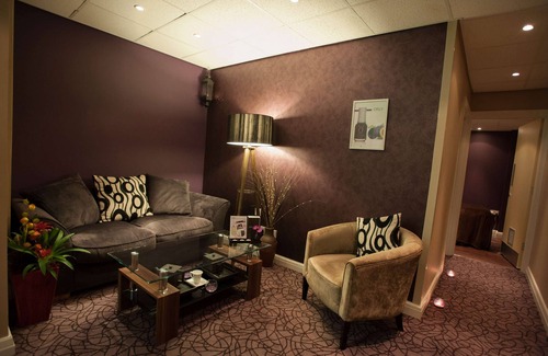 Sheffield Hotel | Elegant DoubleTree by Hilton Sheffield Park with Spa & Pool