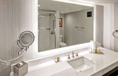 Jackson Hotel | Delightful DoubleTree by Hilton Jackson with Spa & Pool