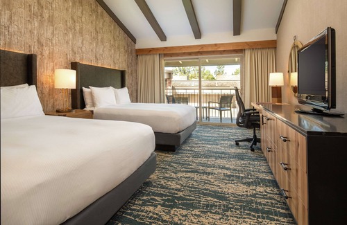 Heart of Missoula Hotel | Elegant Escape at DoubleTree by Hilton Missoula - Edgewater