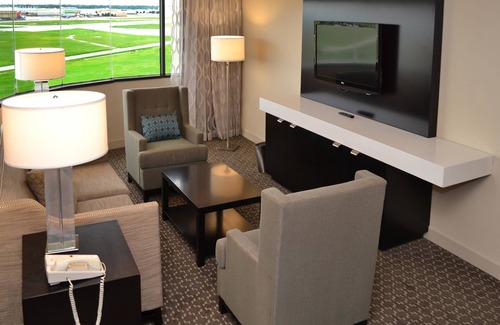 Southeast Houston Hotel | Discover Comfort at Doubletree by Hilton Houston Hobby