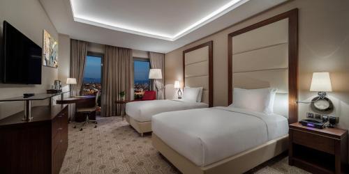 Zeytinburnu Hotel | Discover Doubletree By Hilton Istanbul Topkapi with Spa & Pool