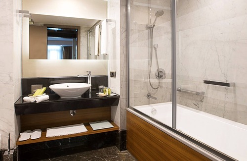 Beyazit Hotel | Discover Doubletree by Hilton Istanbul Old Town: 5-Star Comfort