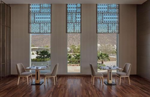 Kookas Hotel | Relax at DoubleTree By Hilton Jaipur Amer: 5-Star Oasis