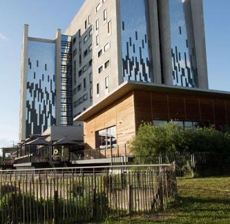 Porte Des Alpes - Mi Plaine - Manissieux Hotel | Relax at DoubleTree by Hilton Lyon Eurexpo - 4-Star Comfort