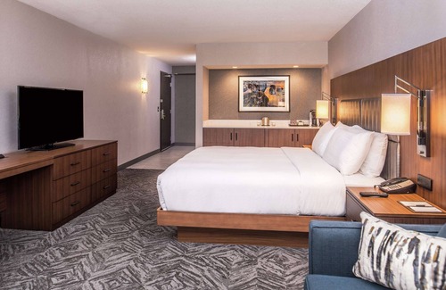 Lafayette Hotel | Unforgettable Stay at Doubletree by Hilton Lafayette East
