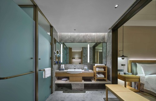 Lingshui Resort | Relax at DoubleTree by Hilton Lingshui Hot Spring Hotel