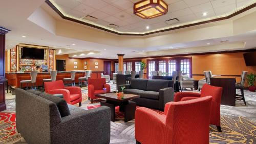 Naperville Hotel | Enjoy Unique Amenities at DoubleTree by Hilton Lisle Naperville