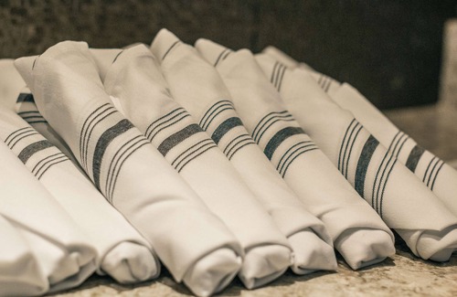 Downtown Hotel | Elegant DoubleTree by Hilton Lubbock University Area Retreat