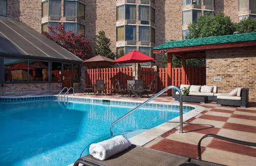 Murfreesboro Hotel | Discover DoubleTree by Hilton Murfreesboro: Pet-Friendly Retreat