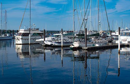 New Bern Hotel | Relaxing Riverfront Retreat at DoubleTree by Hilton New Bern