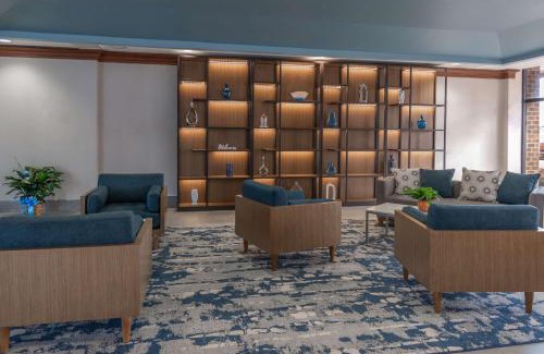 New Bern Hotel | Relaxing Riverfront Retreat at DoubleTree by Hilton New Bern