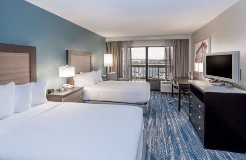 New Bern Hotel | Relaxing Stay at DoubleTree by Hilton New Bern Riverfront