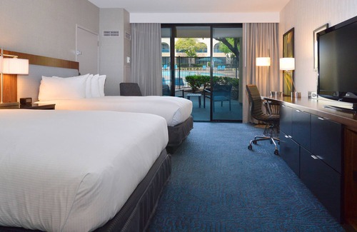 Newark Hotel | Comfortable Stay at Doubletree by Hilton Newark - Fremont