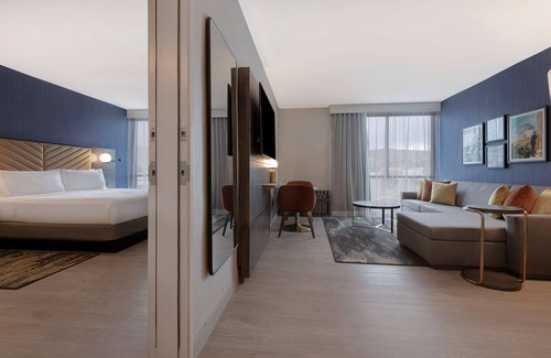 Palmdale Hotel | Relax at DoubleTree by Hilton Palmdale, CA - 4-Star Retreat