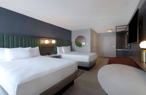 Palmdale Hotel | Relax at DoubleTree by Hilton Palmdale, CA - 4-Star Retreat