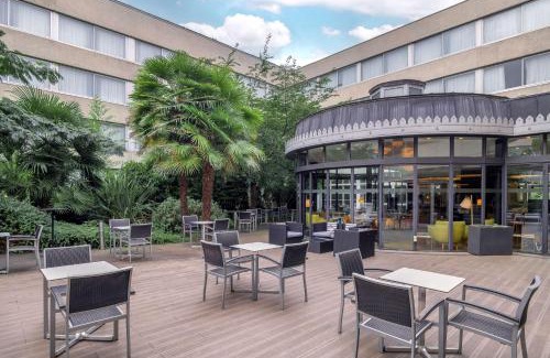 Bougival Hotel | Elegant Stay at DoubleTree by Hilton Paris Bougival